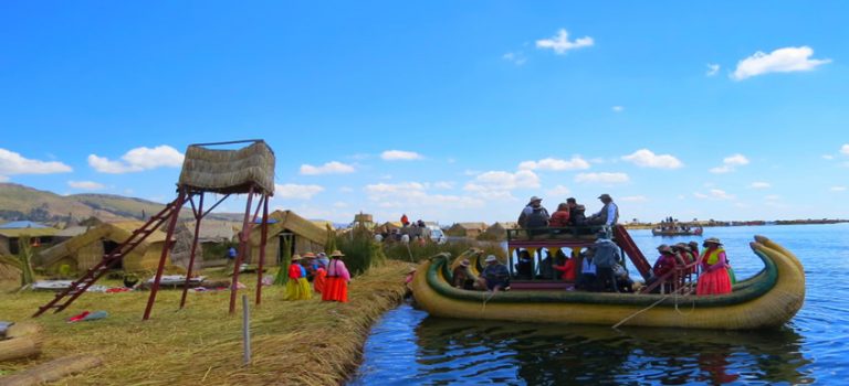 Tour Isla Uros Puno